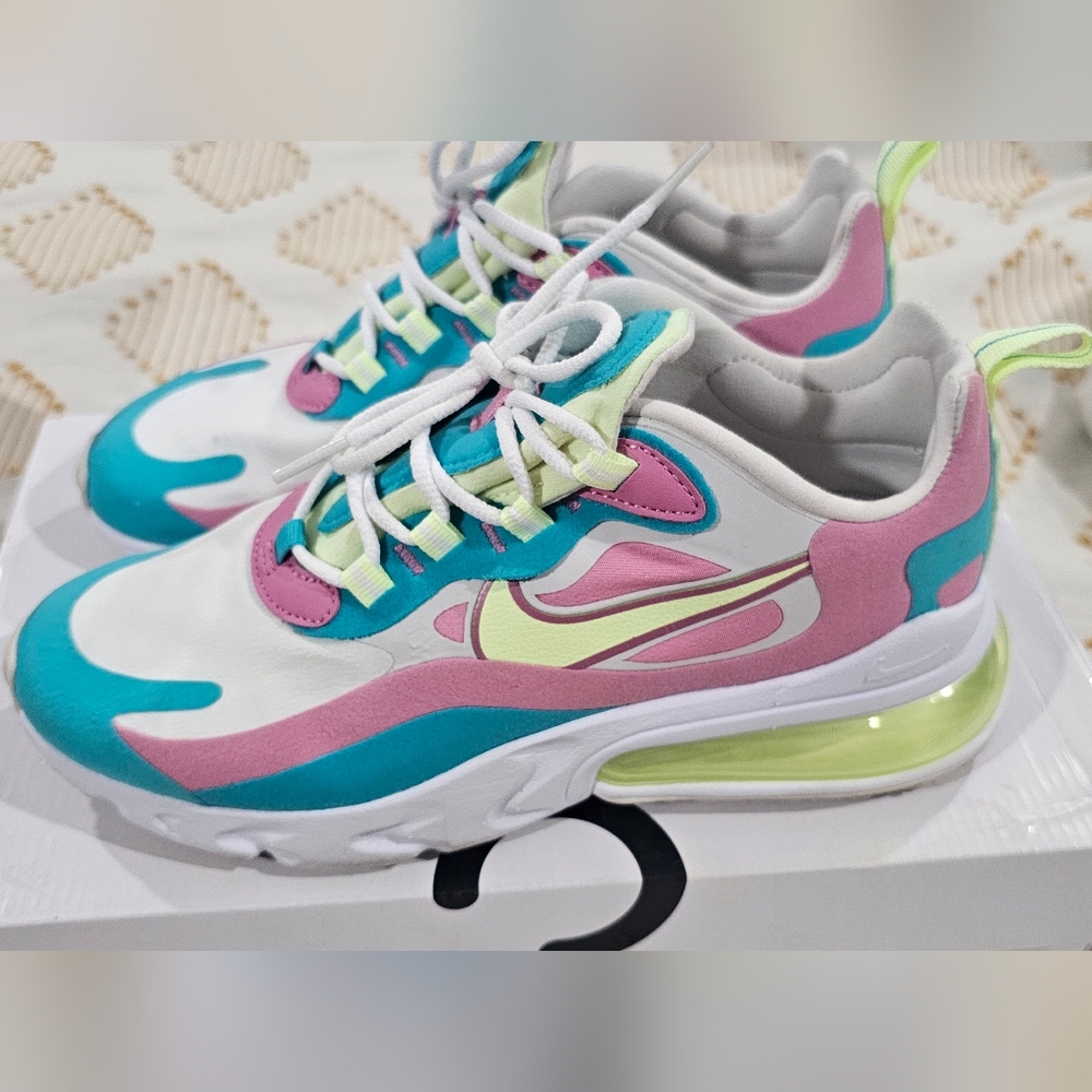 Nike Air Max React 270